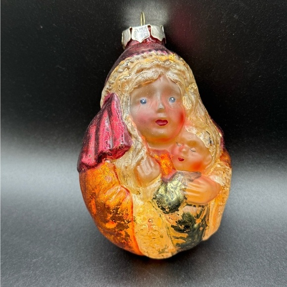 Vintage Glass? Christmas Ornament Mother and Child Mary and Baby Jesus Holiday - Picture 1 of 4